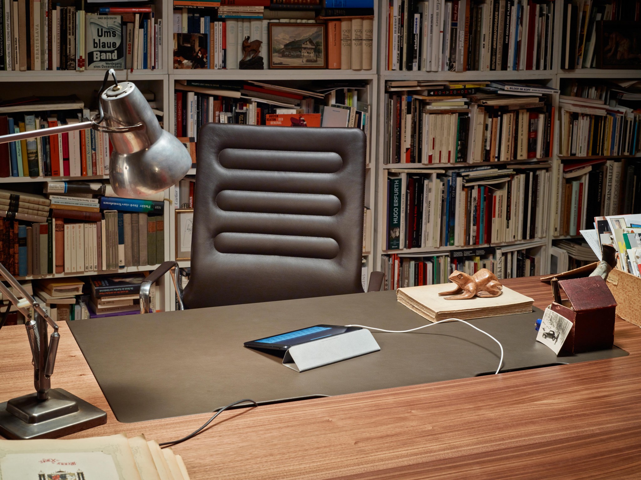 办公椅|现代真皮中班椅|办公安博网页版|安博anbo（中国）安博网页版|AC 5 高背椅